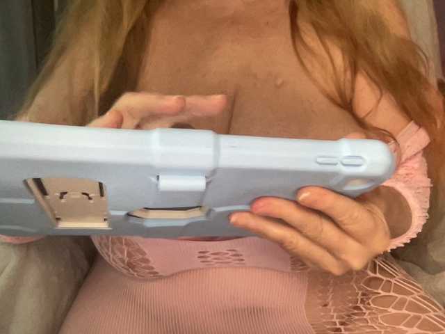 TexasMommy's BongaCams show and profile