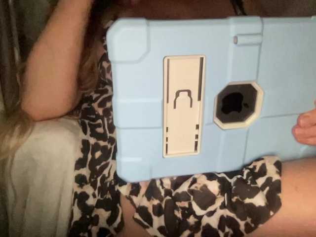 TexasMommy's BongaCams show and profile