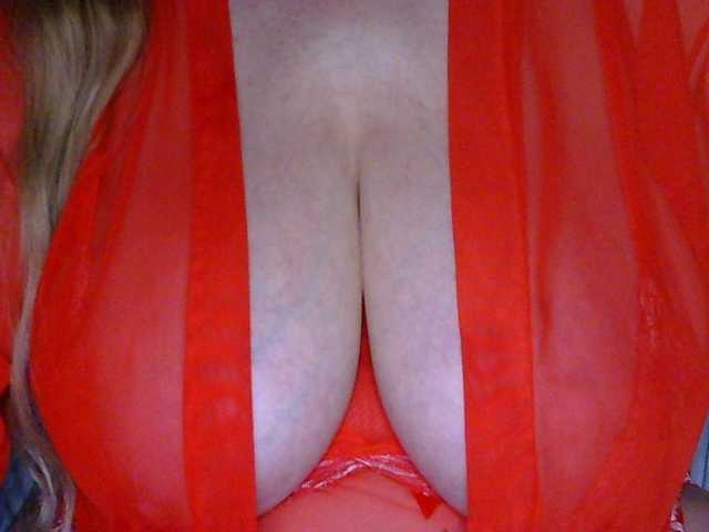 TexasMommy's BongaCams show and profile