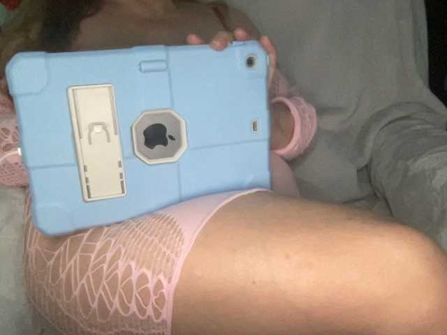 TexasMommy's BongaCams show and profile