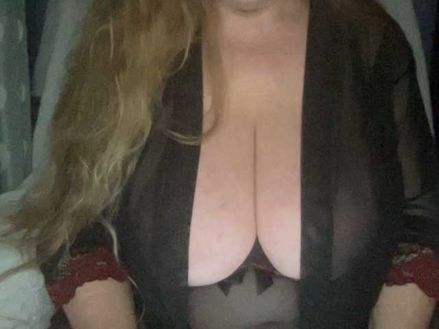 TexasMommy's BongaCams show and profile