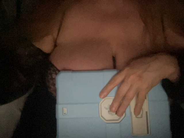 TexasMommy's BongaCams show and profile