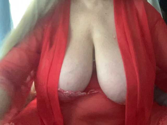 TexasMommy's BongaCams show and profile