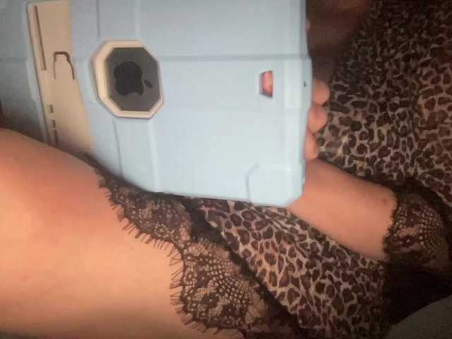 TexasMommy's BongaCams show and profile