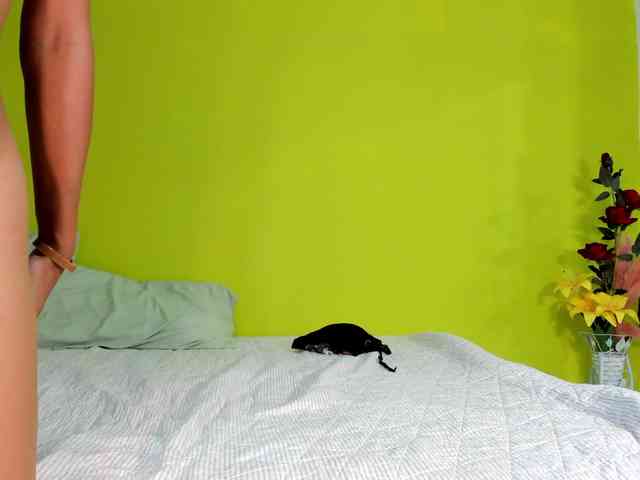CelesteYOrucsoo webcam