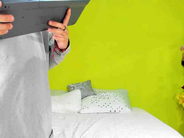 CelesteYOrucsoo webcam