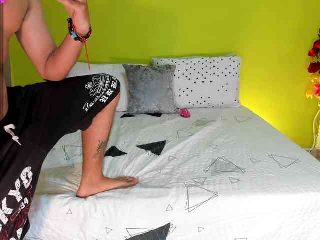 CelesteYOrucsoo webcam