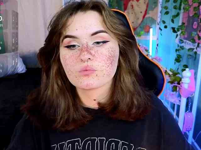 Dark-Shine webcam