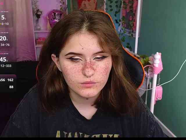 Dark-Shine webcam
