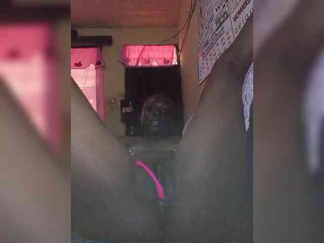SexyBrianna2 webcam