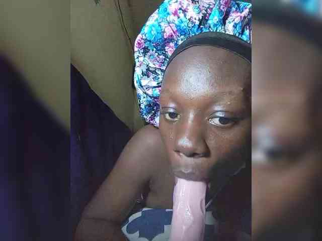 SexyBrianna2 webcam