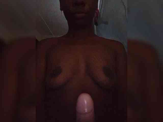 SexyBrianna2 webcam