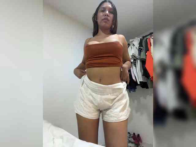 paula1045 webcam