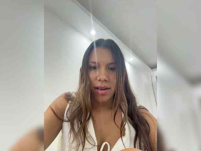 paula1045 webcam