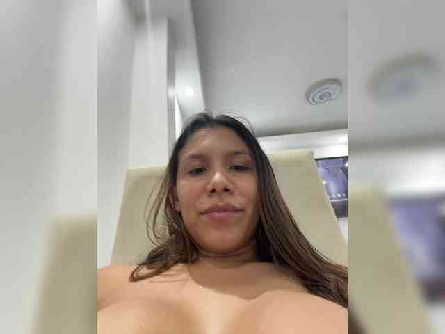 paula1045 webcam
