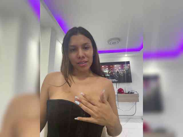paula1045 webcam