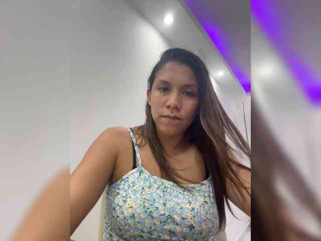 paula1045 webcam