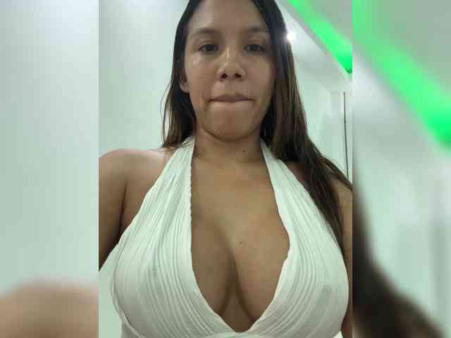 paula1045 webcam
