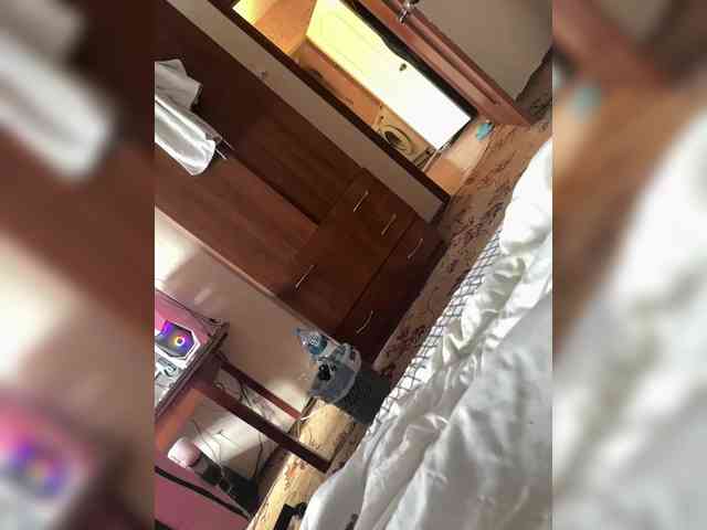 Loftpon69 webcam