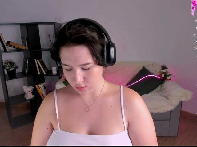  KarenDeMeow chat room
