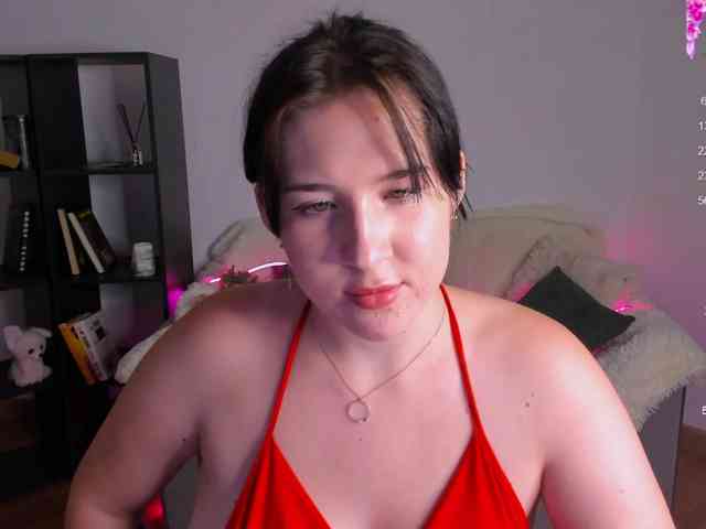 KarenDeMeow webcam