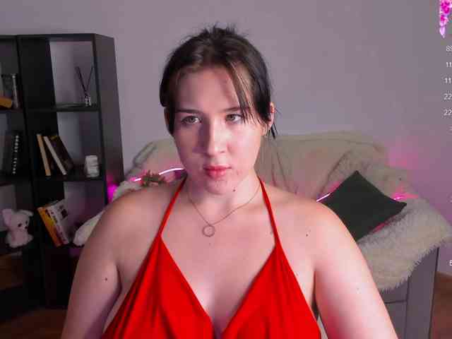 KarenDeMeow webcam