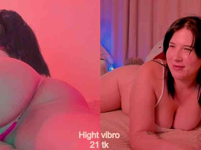 KarenDeMeow webcam