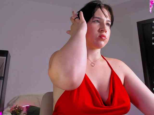 KarenDeMeow webcam