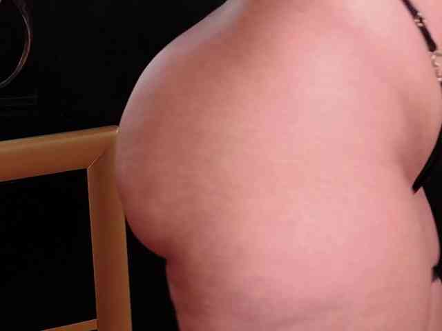 AdelynnReed webcam