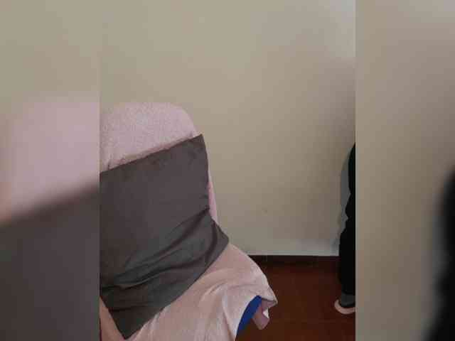 ElitalianMilf webcam