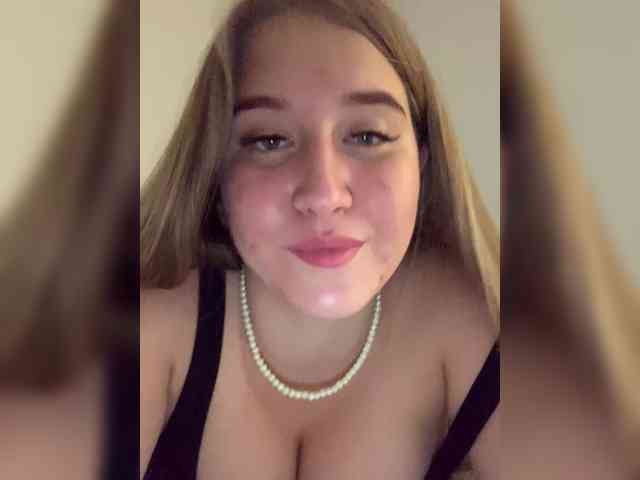 MelissaLissaa webcam