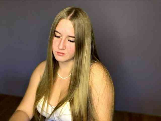 MelissaLissaa webcam