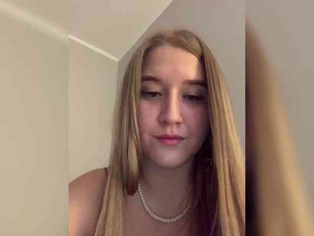 MelissaLissaa webcam