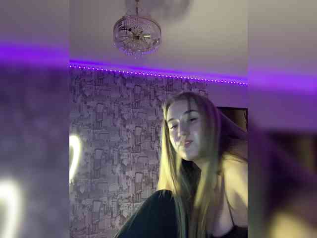 MelissaLissaa webcam