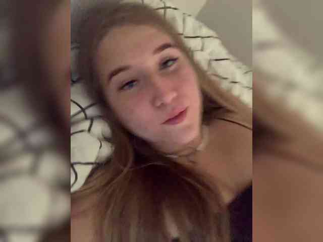 MelissaLissaa webcam
