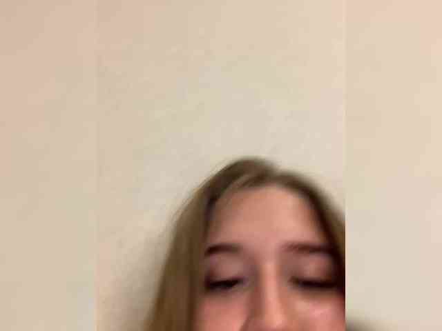 MelissaLissaa webcam