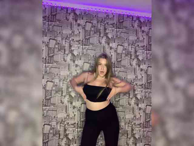 MelissaLissaa webcam