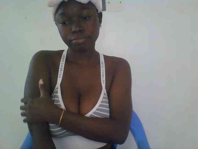 Sweetcamila webcam