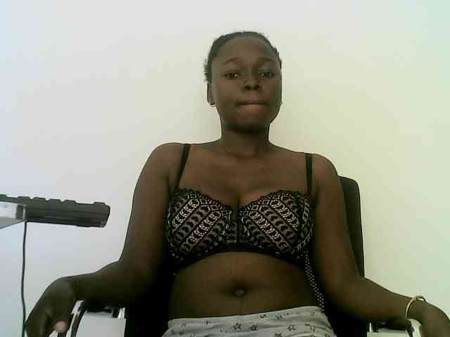 Sweetcamila webcam