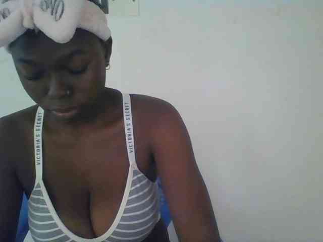 Sweetcamila webcam