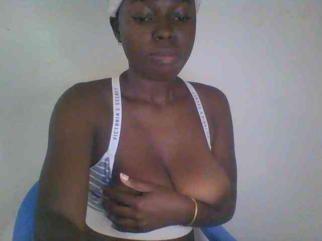 Sweetcamila webcam