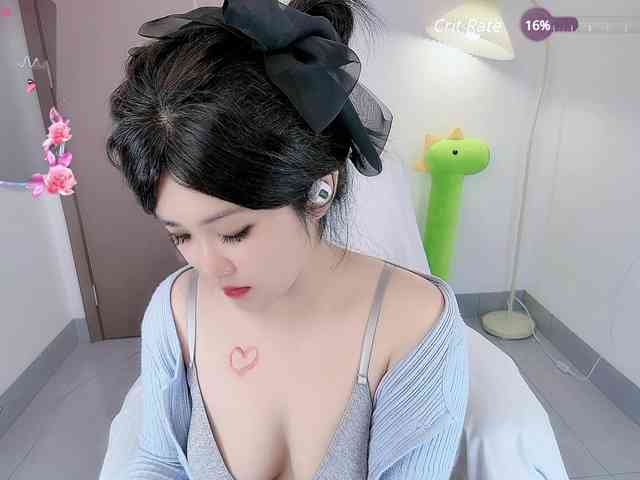 Miqibaob Live Webcam on BongaCams