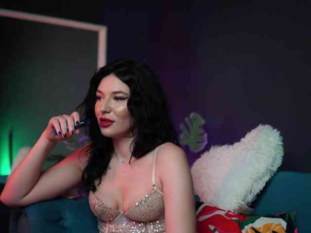 KayleeCali webcam