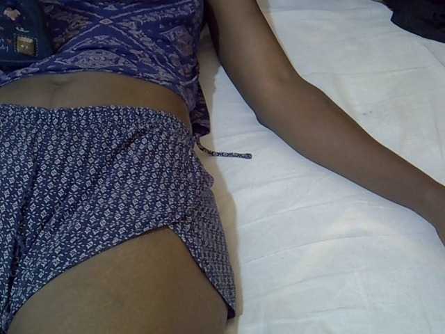 Smallgirl21's BongaCams show and profile