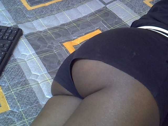 Smallgirl21's BongaCams show and profile