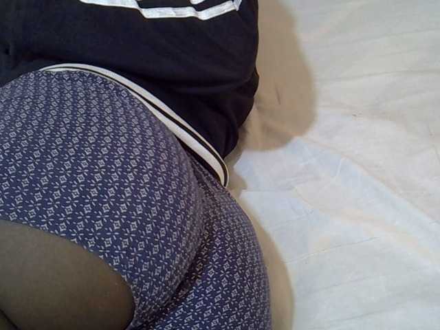 Smallgirl21's BongaCams show and profile