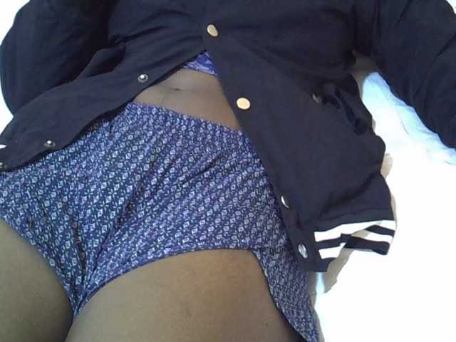 Smallgirl21's BongaCams show and profile