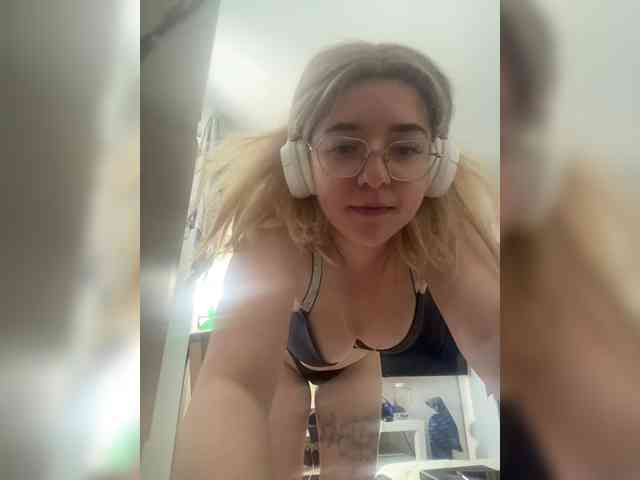 Natashi webcam