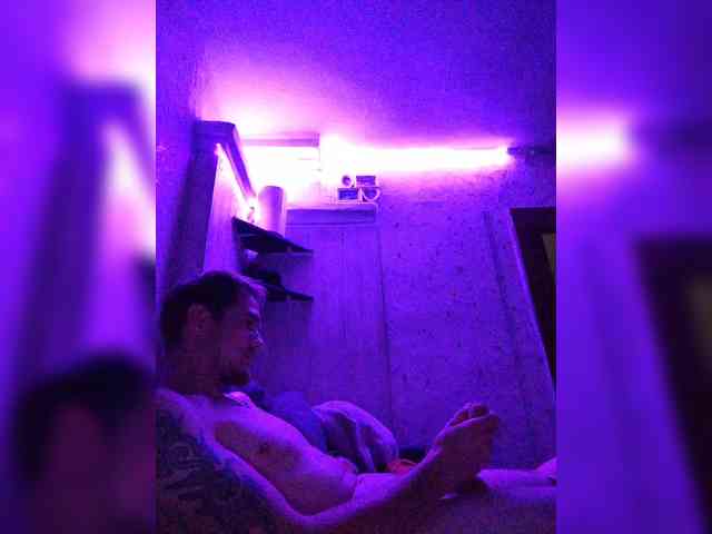 NyxVortexx webcam