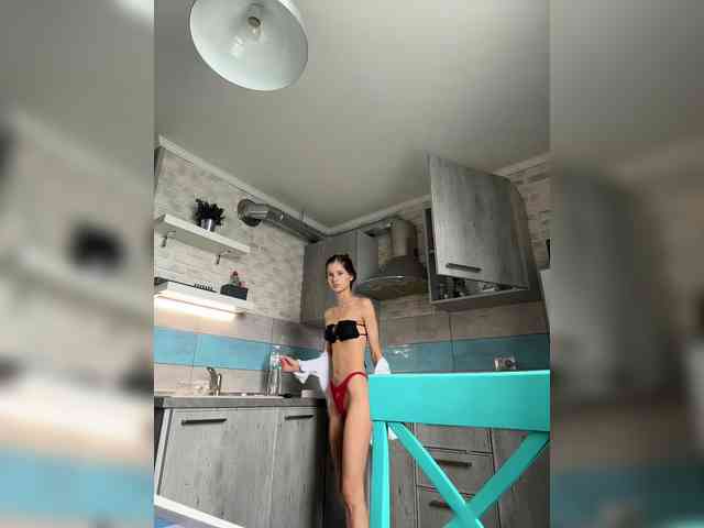 Lola-8 webcam